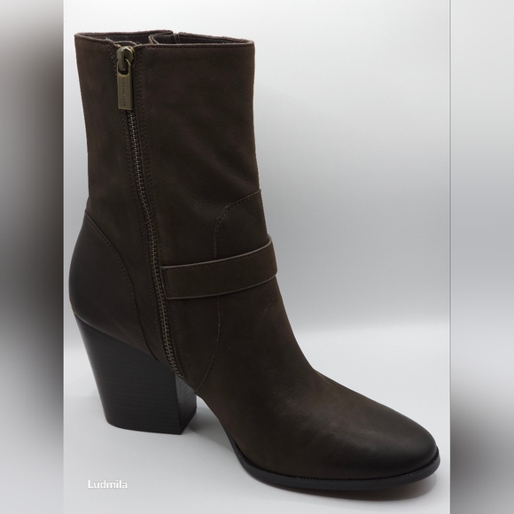 MICHAEL Michael Kors women's size 8‎ Ashton mid brown leather bootie - Picture 5 of 9